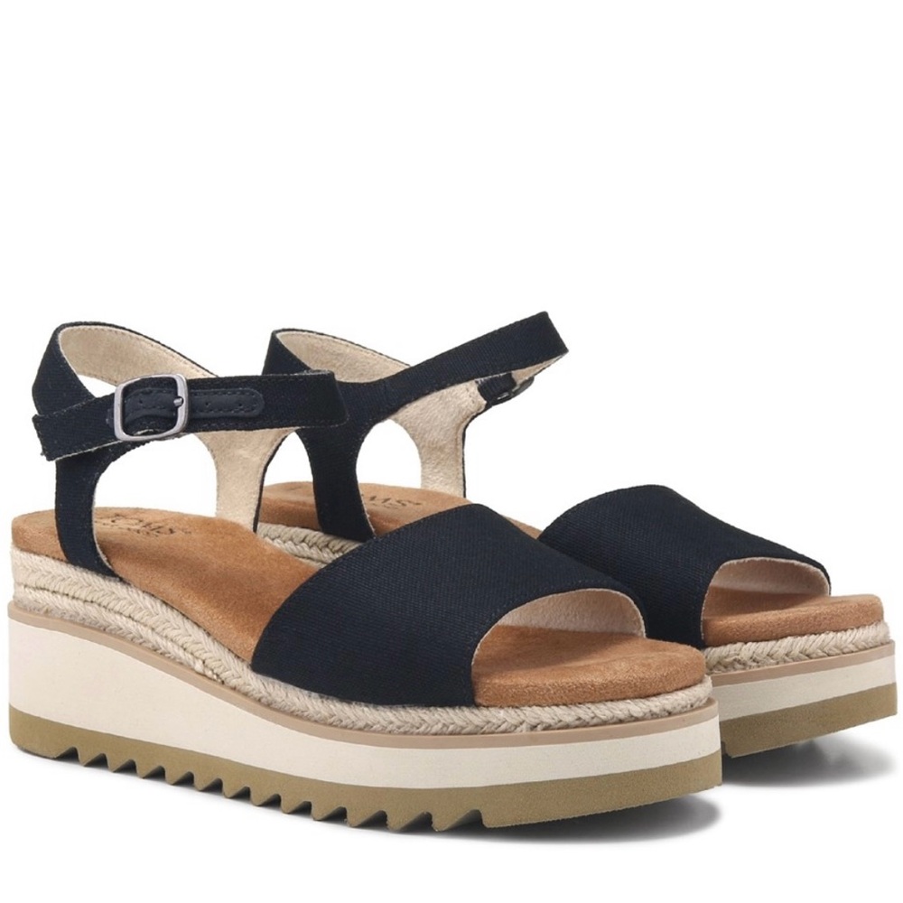 Toms Black Wedges